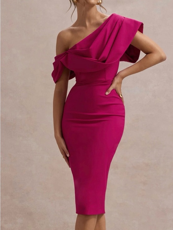 Club L London Dresses & Skirts - Club L London One-Shoulder Magenta Draped Sheath Dress